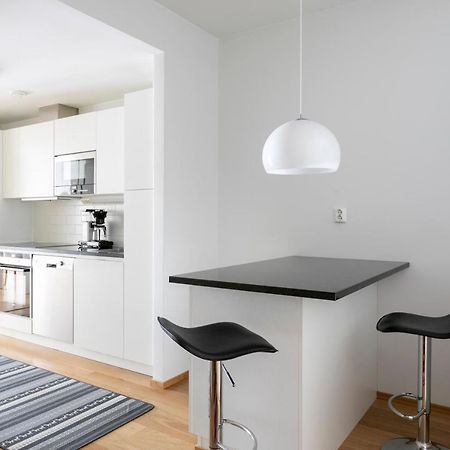 2Ndhomes Cozy 1Br Apartment With Balcony By The Central Station Гельсінкі Екстер'єр фото